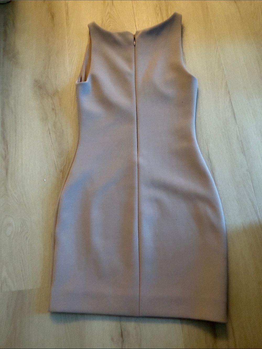 Aritzia Babaton Work Shift dress - Picture 3 of 3
